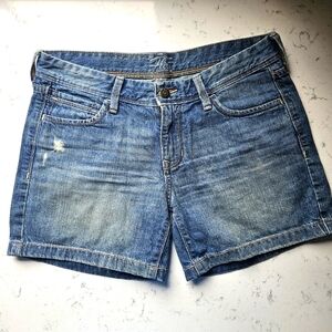 Old Navy Flirt Jean Shorts